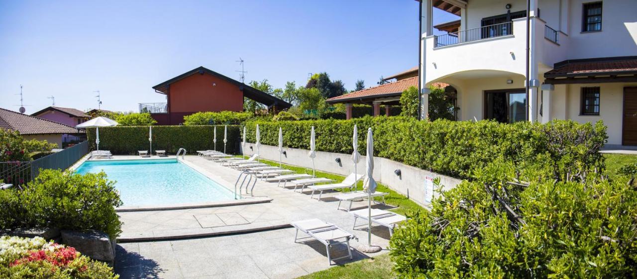 Residenza La Corte Visconti Massino Visconti Exteriör bild